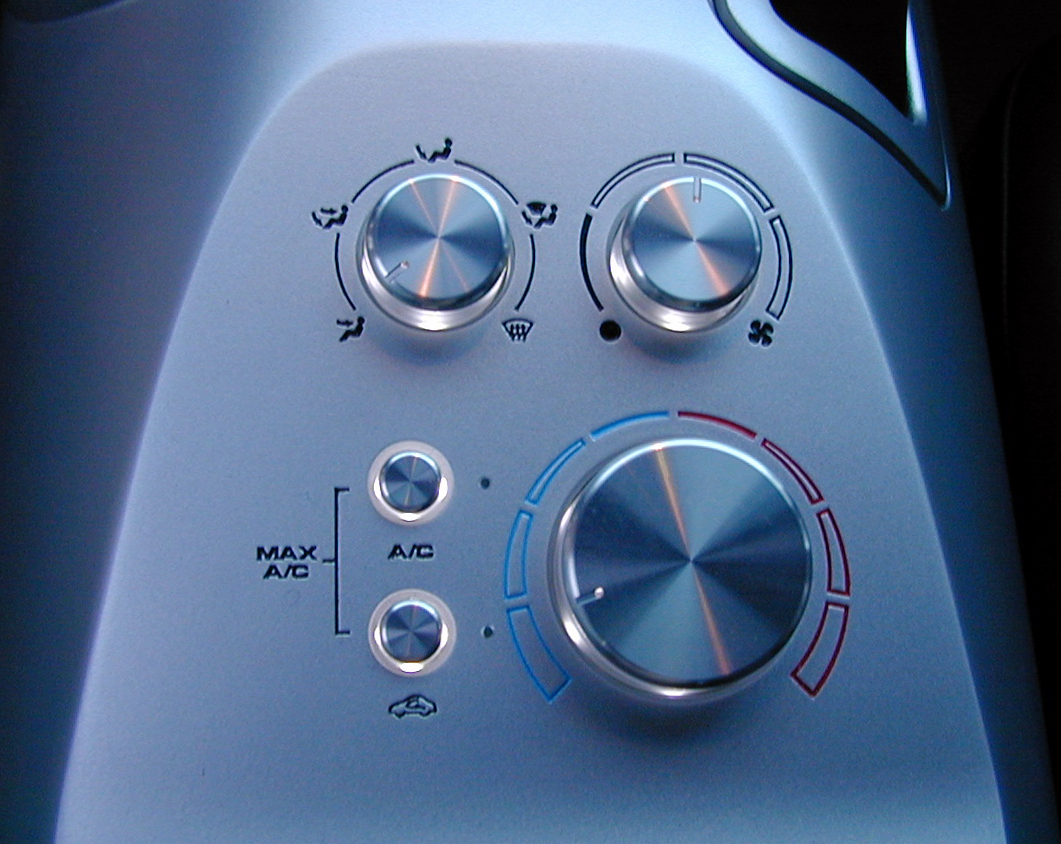 2005 Ford GT Climate Controls
