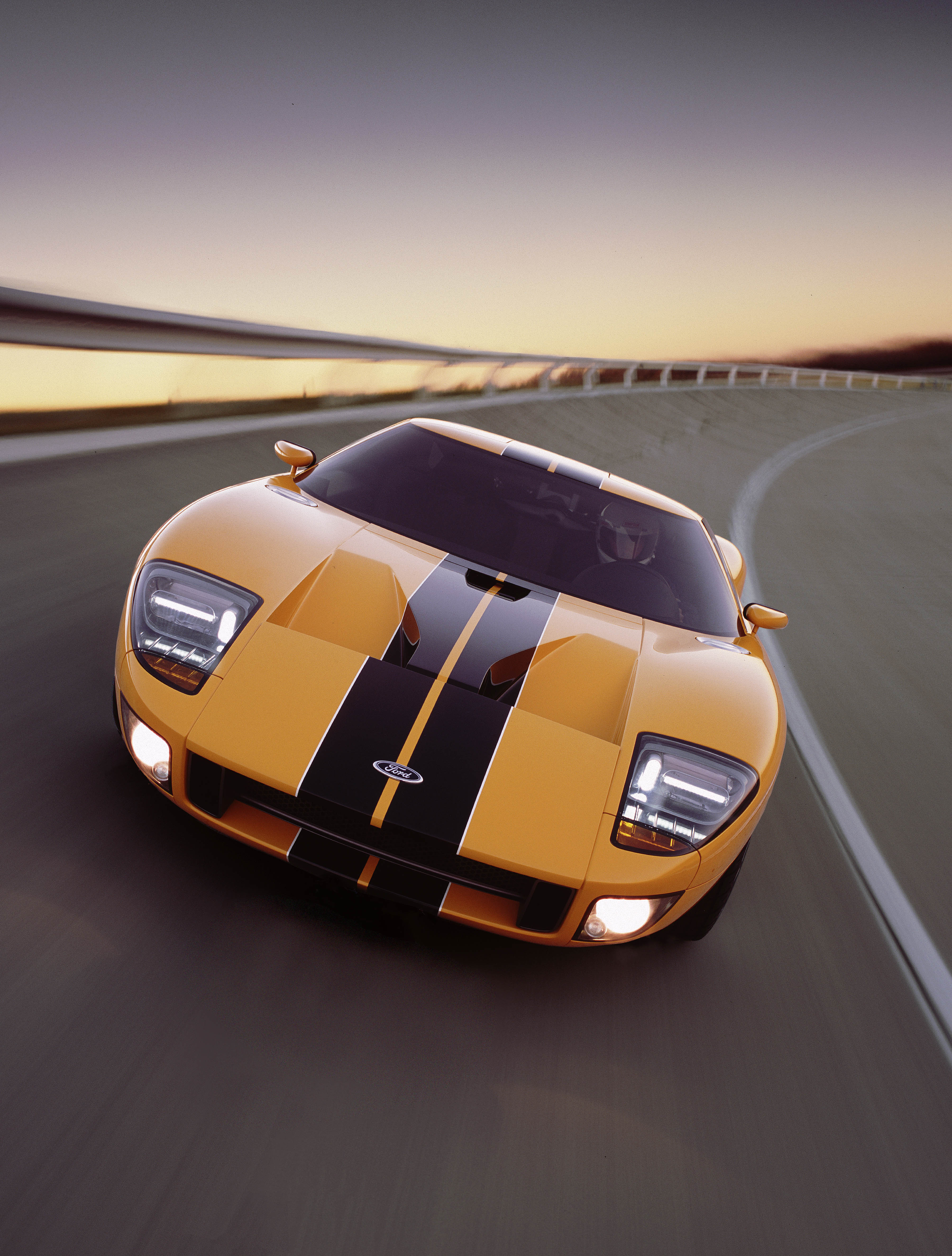 Ford GT40 Concept Front Yellow