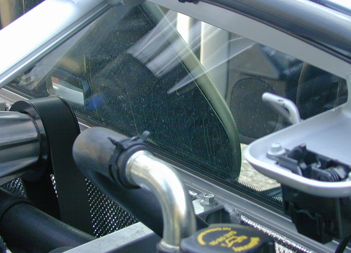 2005 Ford GT Long Term Mid-Lite Window