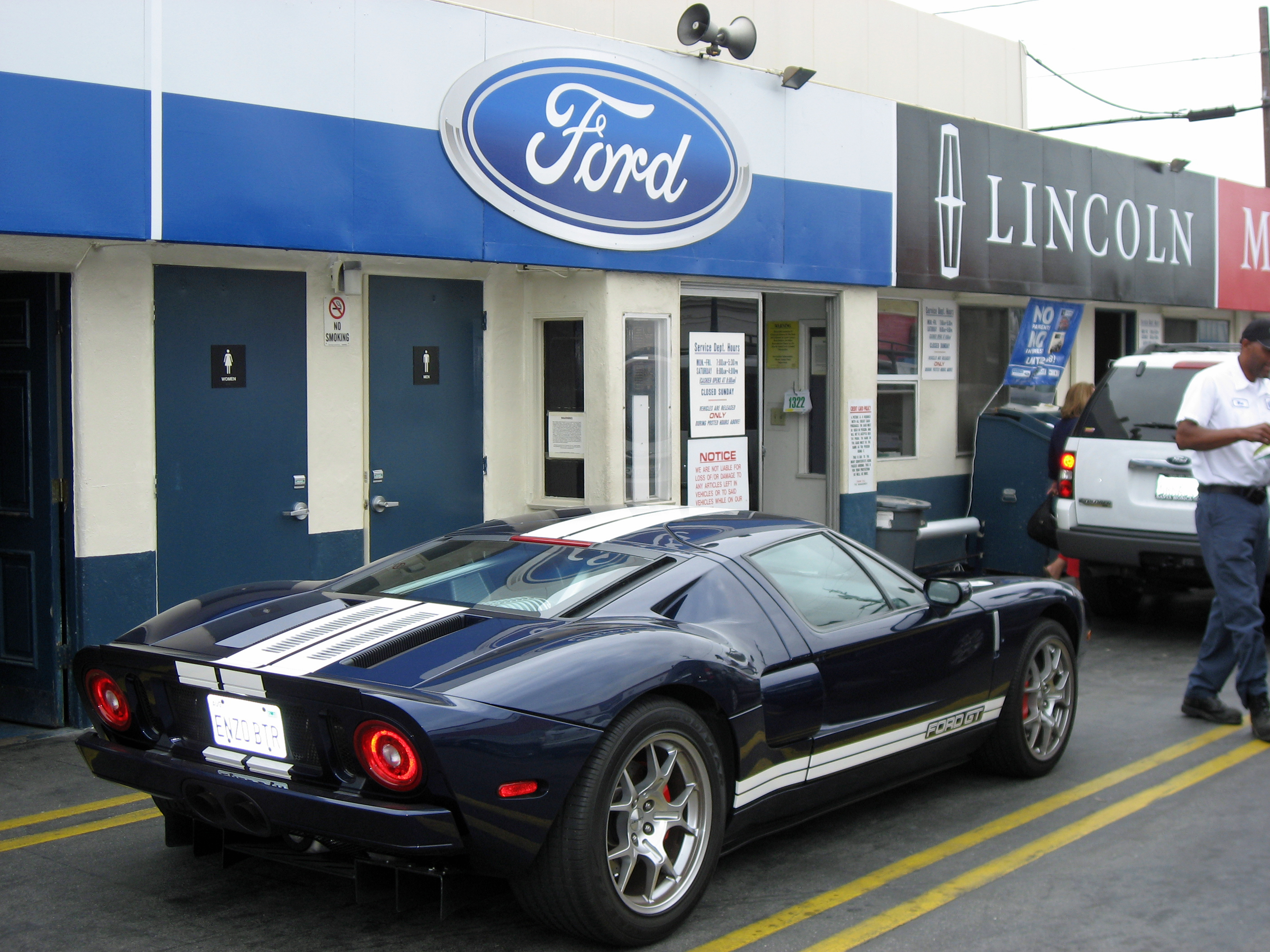 2005 Ford GT Long Term Wrap Up Dealer