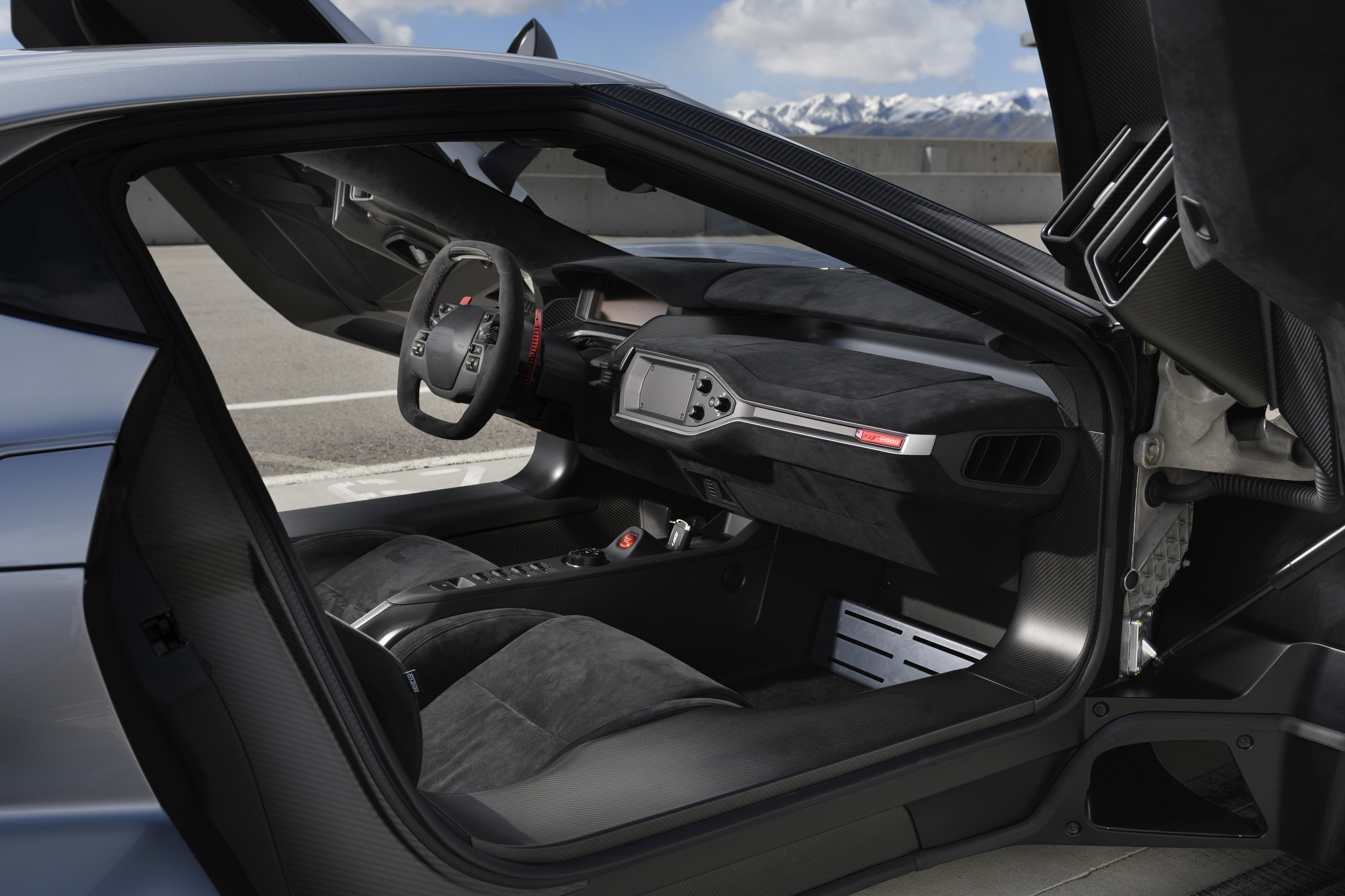 2018 Ford GT Competition Interior